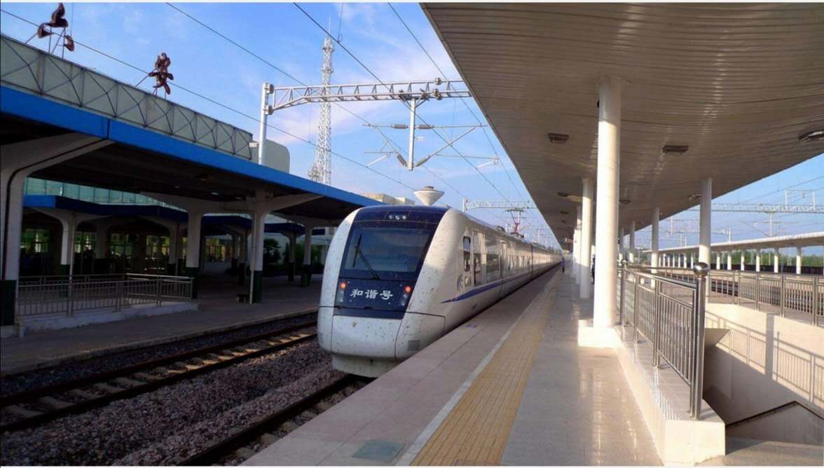 截至2019年12月24日,六安火车站新增站台正式启用,站内4,5号站台封闭
